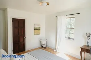 Lady Grey Cottage - Hot Tub - Image 2