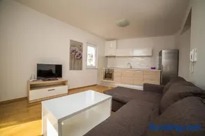 Green Olive Apartments - Image 1