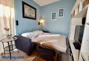 Two-Bedroom Apartment Rise and Shine - Image 2