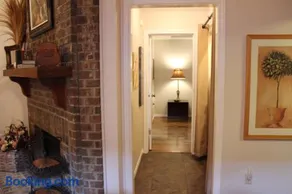 Comfy Cozy Affordable Home Away Home - Image 5