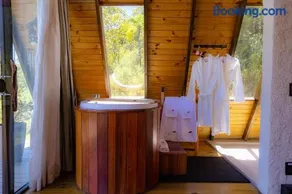 Chale Alcantara Jacuzzi, Lareira e Deck com Vista - Image 3