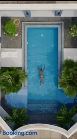 Luxurious 4 bedroom Villa next to the lagoon - Image 2