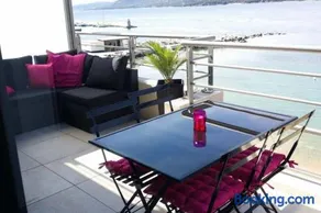 Appartement T2 terrasse vue mer à 180 - Image 3
