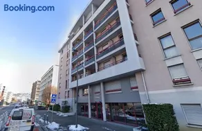ANNEMASSE - VICTORIA Centre ville, Grand T2 avec Terrasse - Image 2