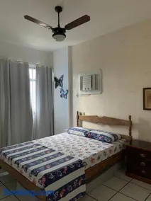 Apartamento Pé na Areia e águas tranquilas no centro de Guarapari - Image 4