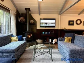 Sal's Beach Cottage Retreat - Image 3