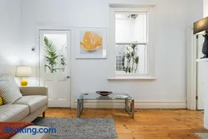 Fitzroy Charm - Meilleur Stylish Victorian Retreat - Image 3