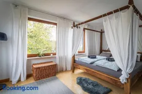 Heimathafen Hannover- Big House with swimmingpool, sauna and garden - Image 4