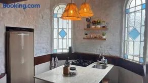 Apartamento Quitandinha com Ar Quente e Frio Pet Friendly - Image 1