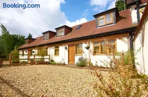 Shepherds Spring Cottages - Image 2