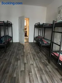 Hostel La Fuente - Image 4