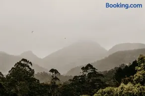 Mavis's Cabins @ Mt Warning - Image 2