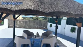 Luxury Sunny Villa - Image 2