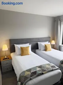 Balreask Bar, Restaurant & Guest Accommodation - Image 2