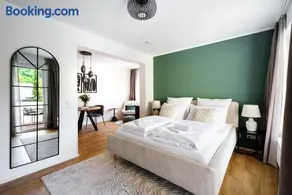 STAYTONA Apt with Balcony, Parking & WiFi near Wiesbaden - Image 1