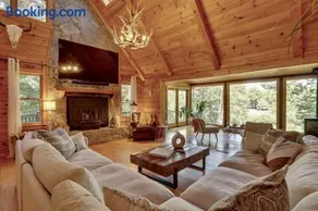 Blue Ridge Manor - Mountain Luxury Cabin - Image 1