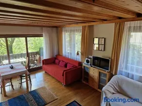 Cozy house in a panoramic location - Image 1