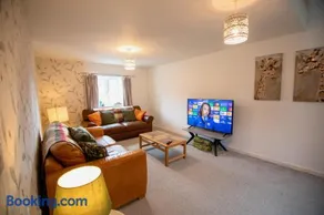 Augusta House - Andover - Image 2