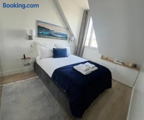 MyNestParis 2-BR in Center , Air Conditioner , Elevator, Free Parking - Image 2