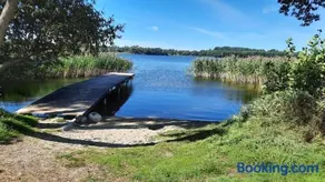 Domek nad jeziorem - Image 2