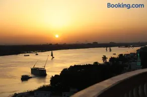 Maadi, Direct Nile river View From all Rooms - Image 1