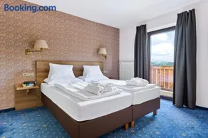 Alpina`s Beds & Boots - Image 2