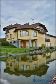 Penzion Starý Dvůr - Image 1
