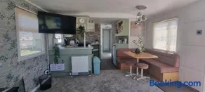 ML23 8 BERTH CARAVAN GOLDEN PALM CHAPEL ST LEONARDS - Image 4