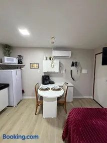 studio 303 | wifi | JC STAYS - Image 4