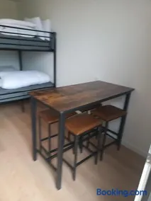 Studio 2 à 4 personnes, 12 kilomètres du parc du Puy du F - Image 4