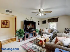Mid-Century Brick Bungalow Home - Image 2