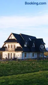 Wolfpack Guest House - Image 1