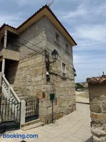 Waterfront Stone Beach House with Sea Views in the Old Town - Image 1