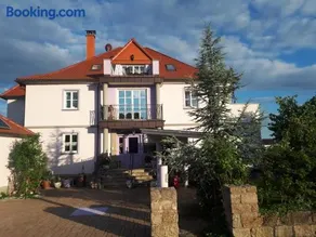 Villa Lila - Image 1