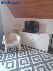 Pod jedľou - Image 4