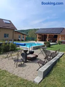 David House Piscina incalzita si jacuzzi - Image 1