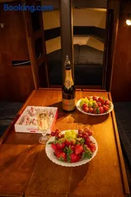 Uždubysio baidarės Nakvynė Jachtose (Night on a Yacht) - Image 5