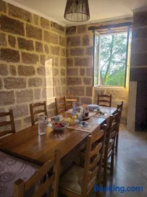 Les Dépendances du Château - Image 2