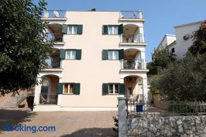 Villa Kuzmanić - Image 1