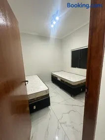 Apartamento centralizado com fácil acesso a BR153 - Image 5