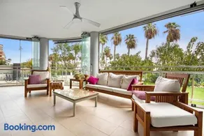 APARTAMENTO CON ESPECTACULAR TERRAZA FRENTE AL MAR - Image 1