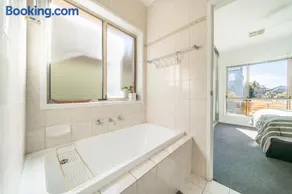 Koala Stay - Ground Floor 2BR Shared House in Mawson Lakes - Image 4