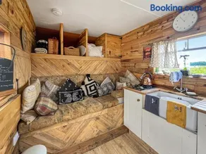 The Box - Oasis Farm - Image 1