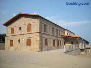 Casale castello Gallelli - Image 5