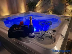 Les Secrets Rooms - Bonneval - Love Room - Spa et Hammam Privatif - Image 1