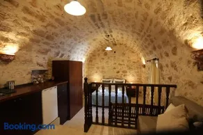 Tholos by Praxithea Stone House & Pool - Image 4
