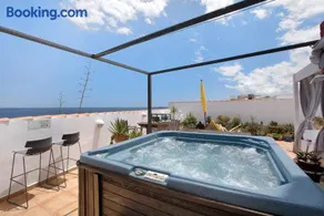 Casa Karma - Image 1