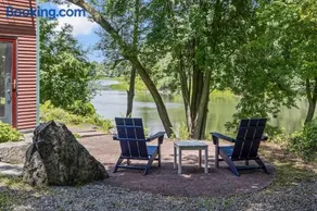Downtown Middlebury River House - Image 2
