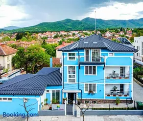Simada Center Guesthouse - Image 2