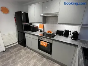 Eastbourne Long Beach View, Sovereign Harbour Apartment, Exceptional - Image 2